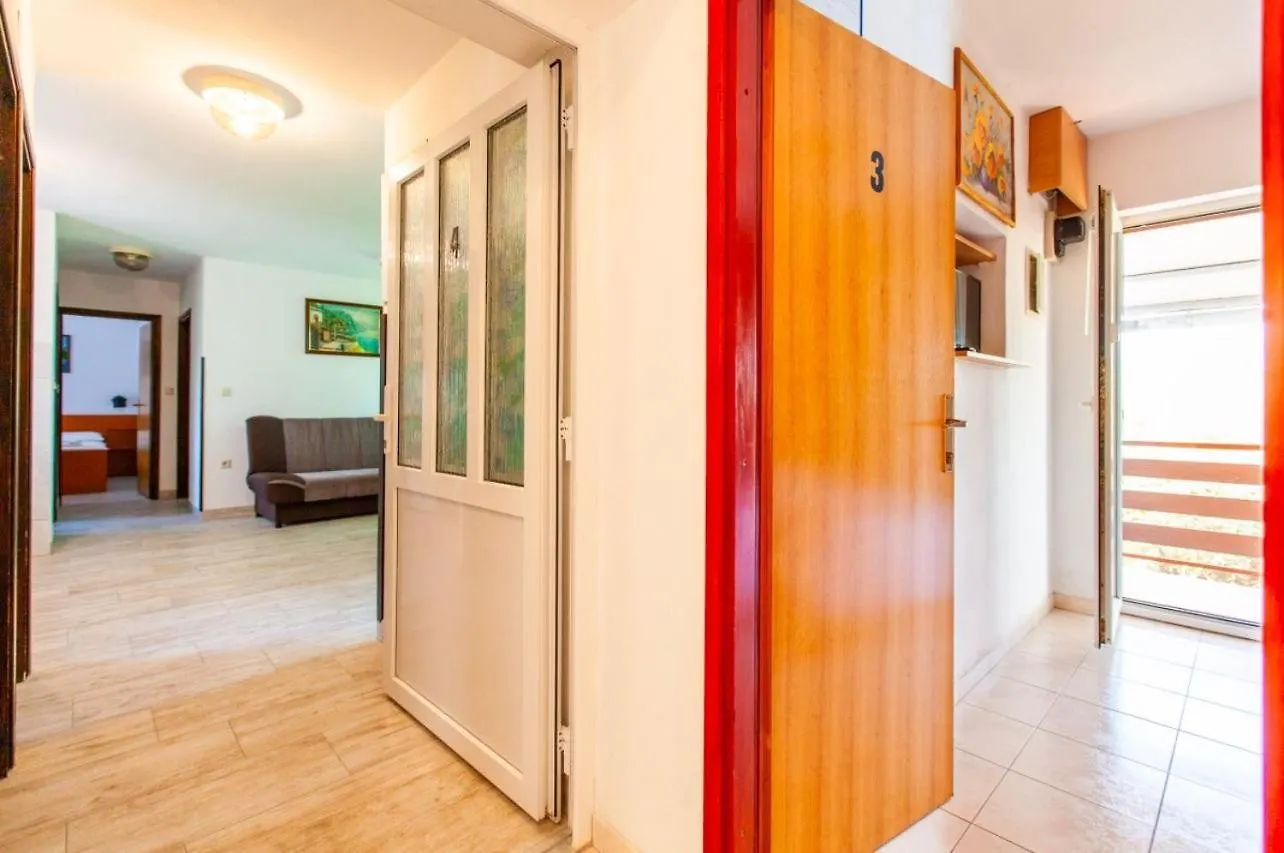 Apartment Apartmani Fanuko Cizici Croatia